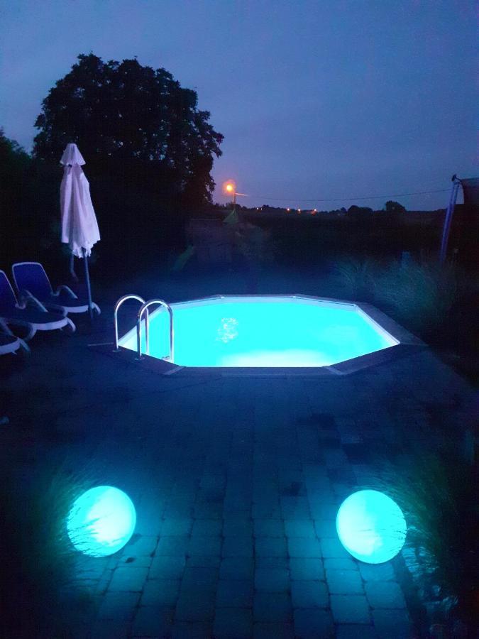Charming House In Hamois With Shared Pool Βίλα Εξωτερικό φωτογραφία